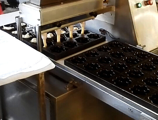 Penghematan Energi Kue Forming Machine, Membuat Kue Peralatan Sistem Listrik
