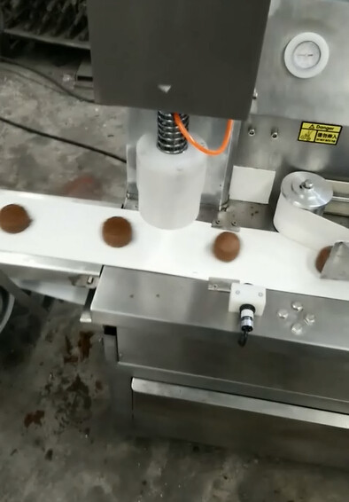 Pastry Mesin untuk Sesame Mochi, Kue Bulan Stamping Machine ISO / CE